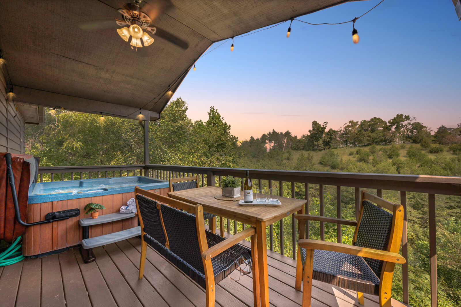 Rocky Top Escape - Best Cabin Near Dollywood with Hot Tub