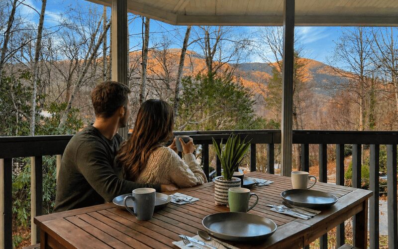 Best Cabins in Smoky Mountains for Couples